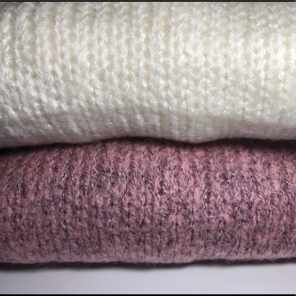 SALE✨Off White Bubble Sleeve Knit Sweater - Picture 7 of 7